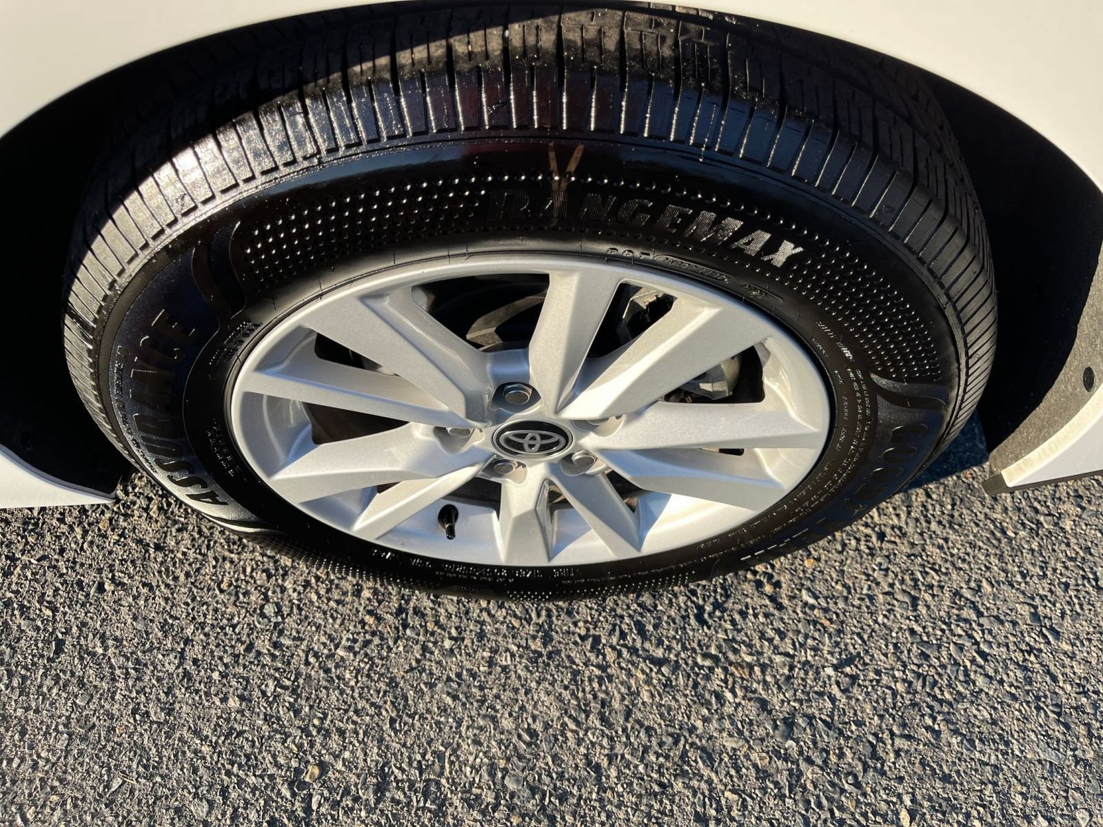 Used 2026 Toyota Camry LE FWD image 29