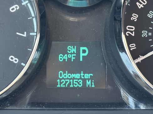 Used 2014 Chevrolet Captiva Sport LTZ FWD image 37