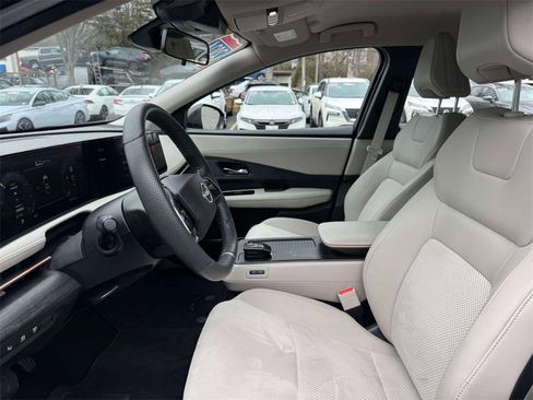 Certified 2024 Nissan Ariya FWD image 14