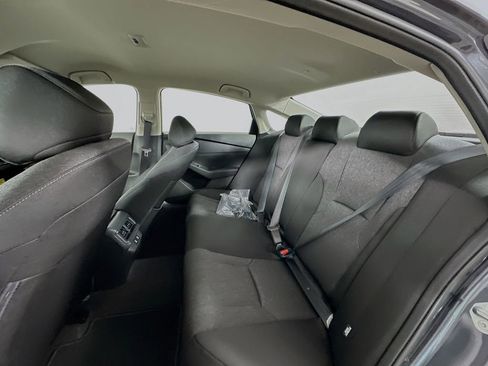 Used 2025 Honda Accord LX image 17