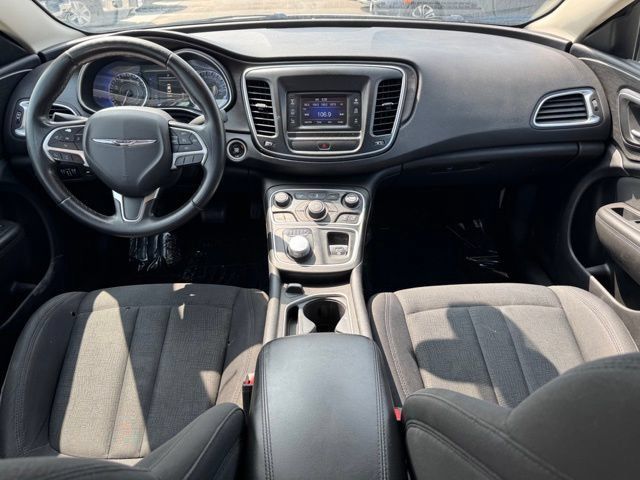 Used 2017 Chrysler 200 LX FWD image 10
