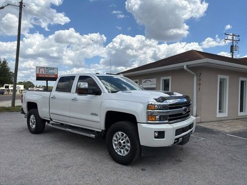 Used 2018 Chevrolet Silverado 3500 High Country w/ Duramax Plus Package AWD/4WD image 3