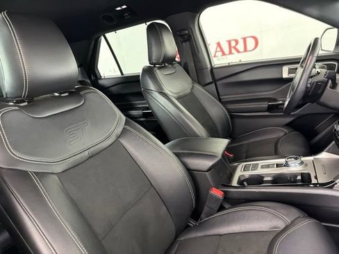 Used 2022 Ford Explorer ST w/ ST Street Pack RWD image 16