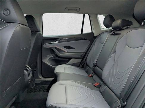 New 2026 Volkswagen Tiguan SE AWD/4WD image 15