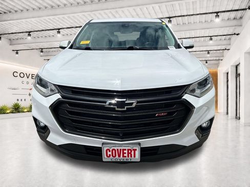 Used 2021 Chevrolet Traverse RS FWD image 3