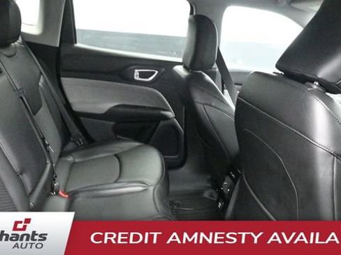 Used 2022 Jeep Compass Latitude AWD/4WD image 11