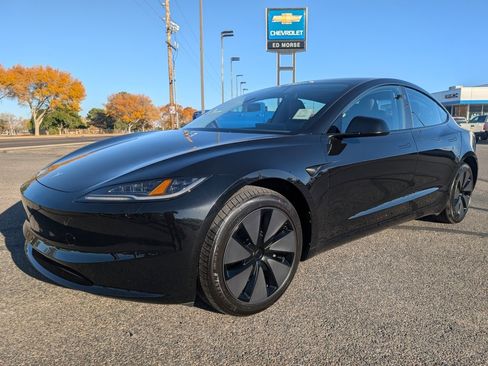 Used 2025 Tesla Model 3 image 1