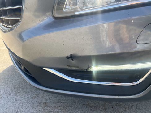 Used 2017 Volvo V60 T5 Platinum FWD image 4