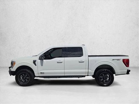 Used 2022 Ford F150 XLT w/ Equipment Group 302A High AWD/4WD image 9