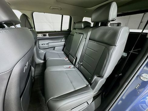 Used 2026 Hyundai Santa Fe Limited AWD/4WD image 16