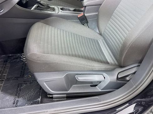 Certified 2025 Volkswagen Jetta S FWD image 20