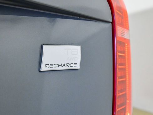 Certified 2023 Volvo XC90 T8 Ultimate image 32