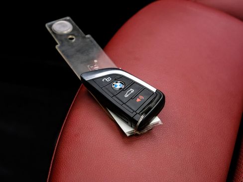 Used 2024 BMW X4 M40i w/ Premium Package image 64