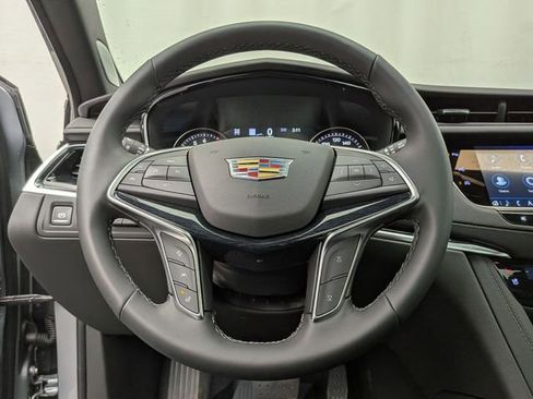New 2026 Cadillac XT5 Premium Luxury w/ Driver Assist Package AWD/4WD image 10