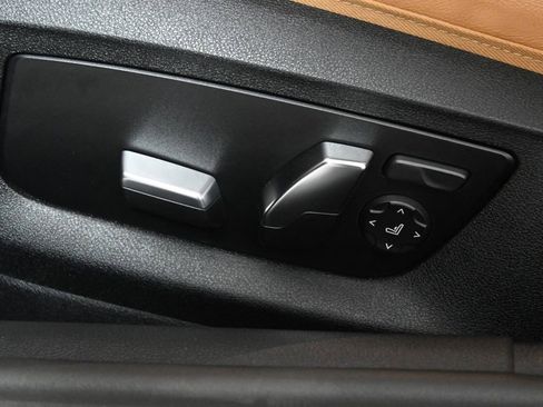 Certified 2023 BMW 530i xDrive w/ Premium Package image 28