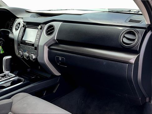 Used 2019 Toyota Tundra SR5 w/ SR5 Upgrade Package image 15