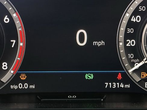 Used 2019 Volkswagen Tiguan SEL image 31