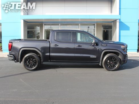 Certified 2023 GMC Sierra 1500 Elevation image 3