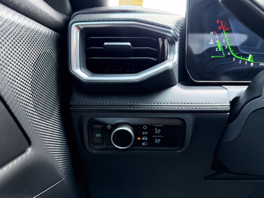 Used 2025 Ford Mustang GT Premium RWD image 13