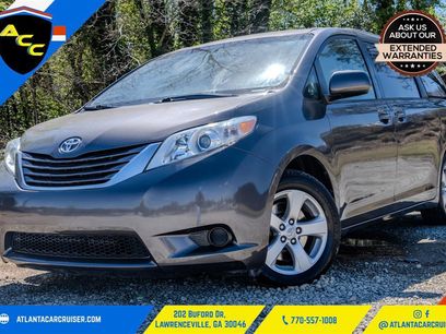 Used 2015 Toyota Sienna LE