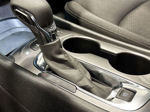 Used 2024 Chevrolet Malibu LS image 13