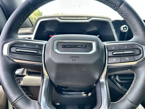 New 2026 GMC Canyon Denali AWD/4WD image 33