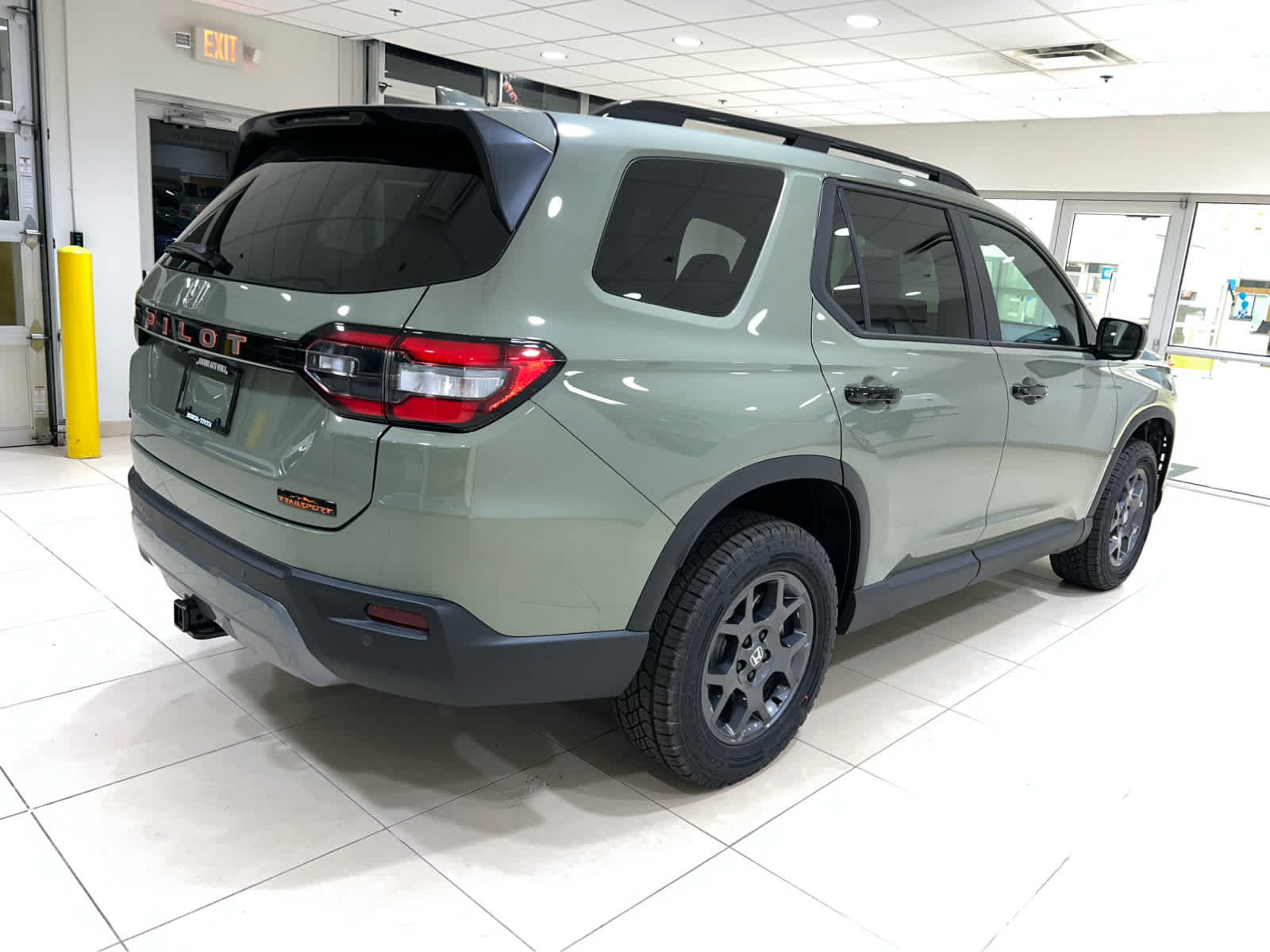 New 2026 Honda Pilot TrailSport image 6