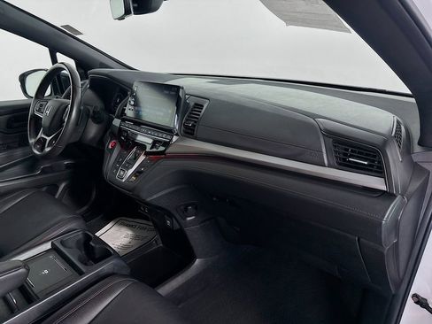 Used 2025 Honda Odyssey Sport-L image 29