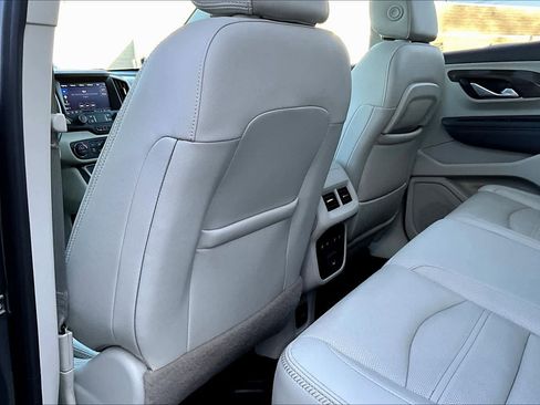 Used 2022 GMC Terrain Denali w/ Denali Premium Package image 12