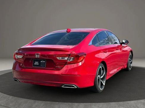 Used 2019 Honda Accord Sport image 11