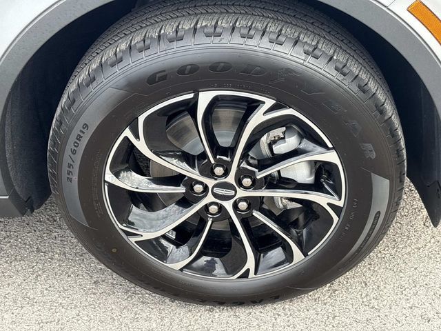 New 2026 Lincoln Nautilus Premier AWD/4WD image 9