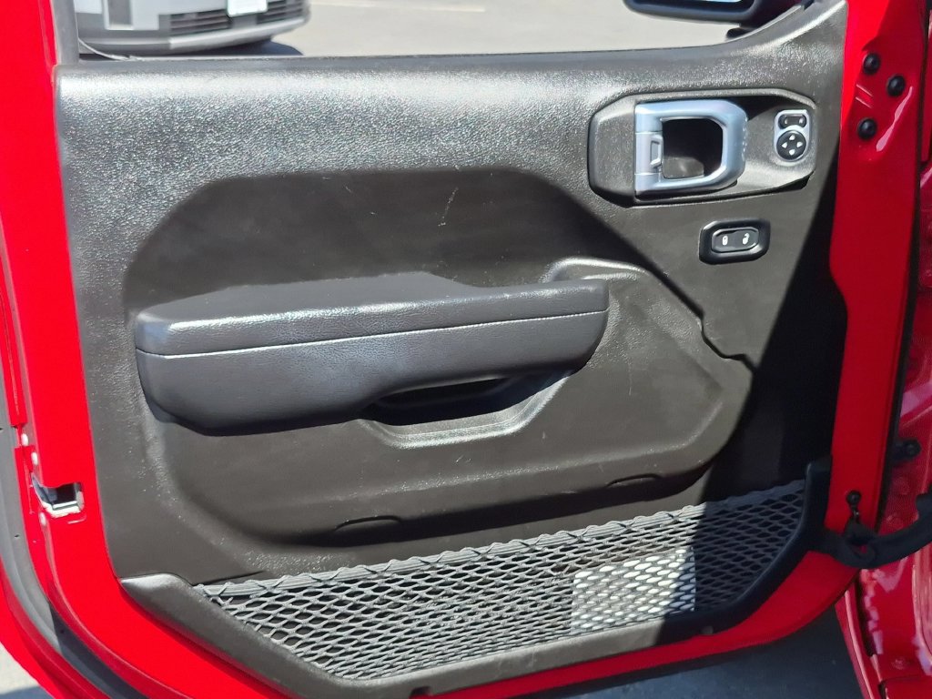 Used 2025 Jeep Wrangler Unlimited Sport AWD/4WD image 11