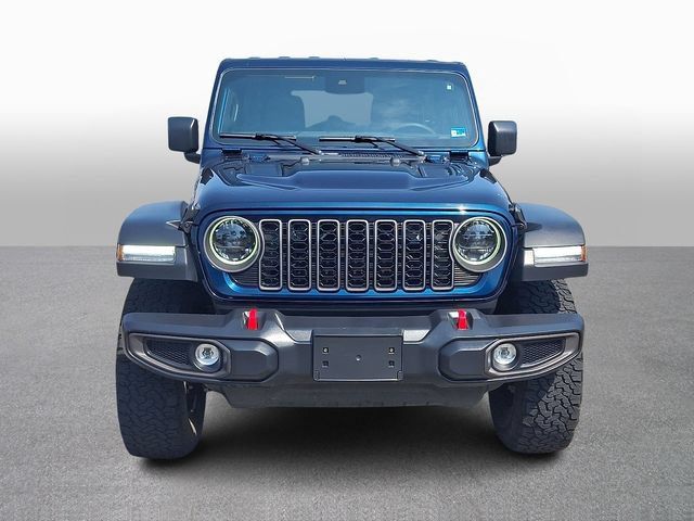 Used 2025 Jeep Wrangler Unlimited Rubicon AWD/4WD image 2