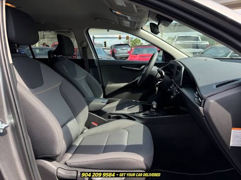 Used 2026 Kia Niro LX FWD image 33