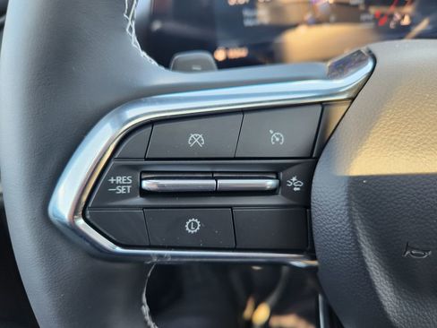 New 2026 Chevrolet Traverse LT w/ Sun and Wheel Package FWD image 15