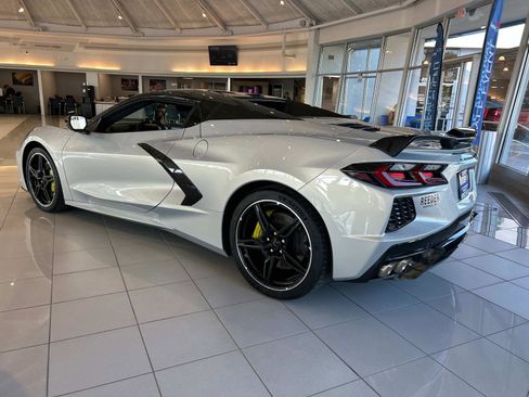 Used 2024 Chevrolet Corvette 3LT w/ Z51 Performance Package image 5