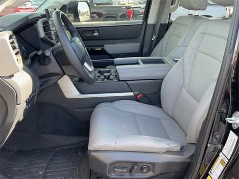 Used 2023 Toyota Tundra Limited image 15