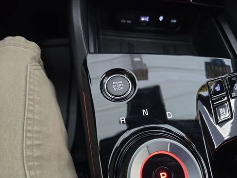 Certified 2023 Kia Sportage SX Prestige image 25