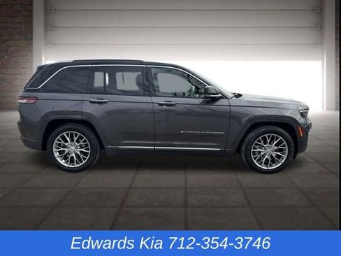 Used 2022 Jeep Grand Cherokee Summit w/ Advanced Protech Group IV image 2