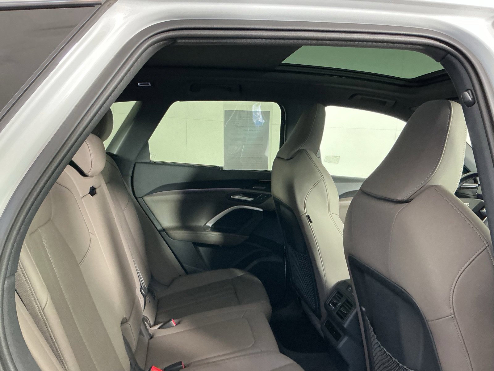 Used 2025 Audi Q5 Premium Plus w/ Premium Plus AWD/4WD image 17