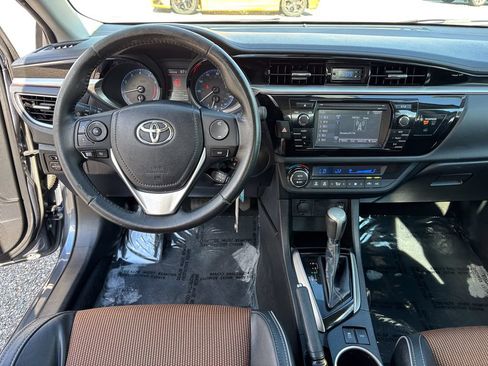 Used 2015 Toyota Corolla S FWD image 18