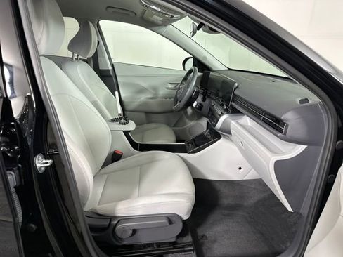 Certified 2024 Hyundai Kona SEL w/ Convenience Package image 28