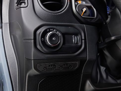 Used 2024 Jeep Wrangler Unlimited Rubicon 392 image 30