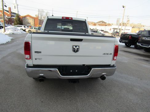 Used 2017 RAM 1500 Laramie image 4