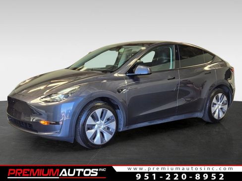 Used 2023 Tesla Model Y Long Range AWD/4WD image 1