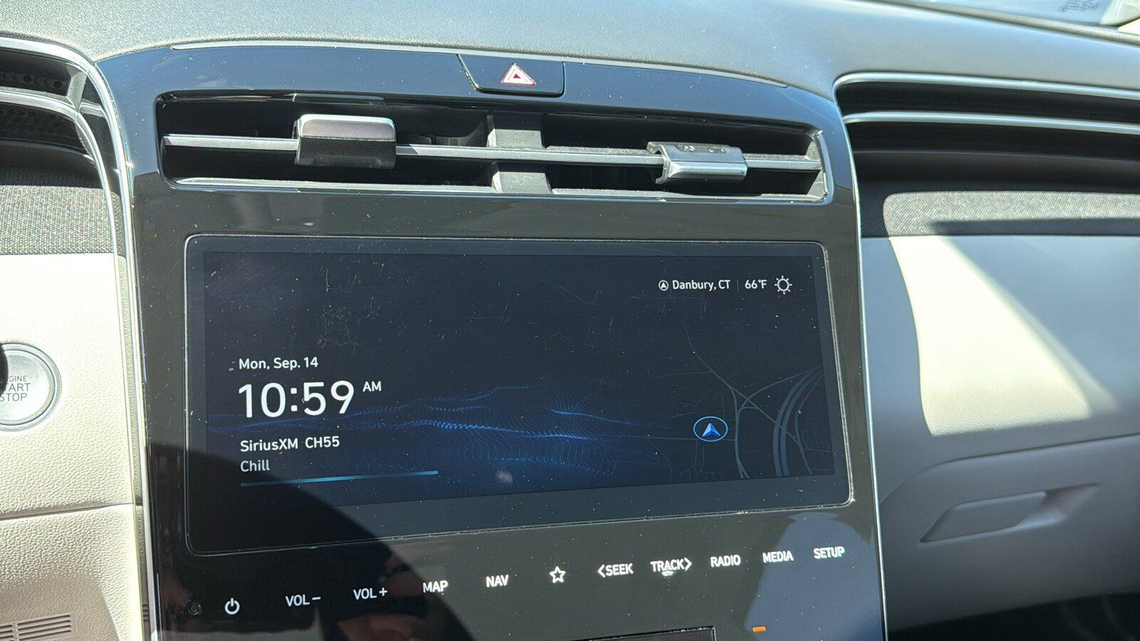 Used 2024 Hyundai Tucson Limited AWD/4WD image 17