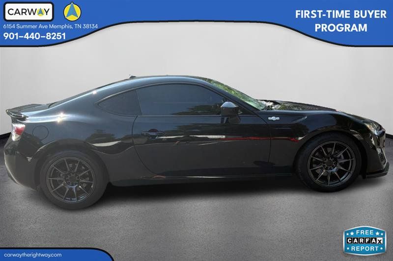 Used 2013 Scion FR-S RWD image 5