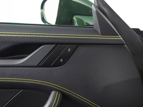Certified 2025 Porsche 911 GT3 RWD image 17