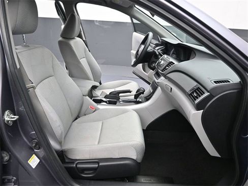 Used 2014 Honda Accord LX image 16