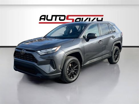 Used 2024 Toyota RAV4 LE image 3